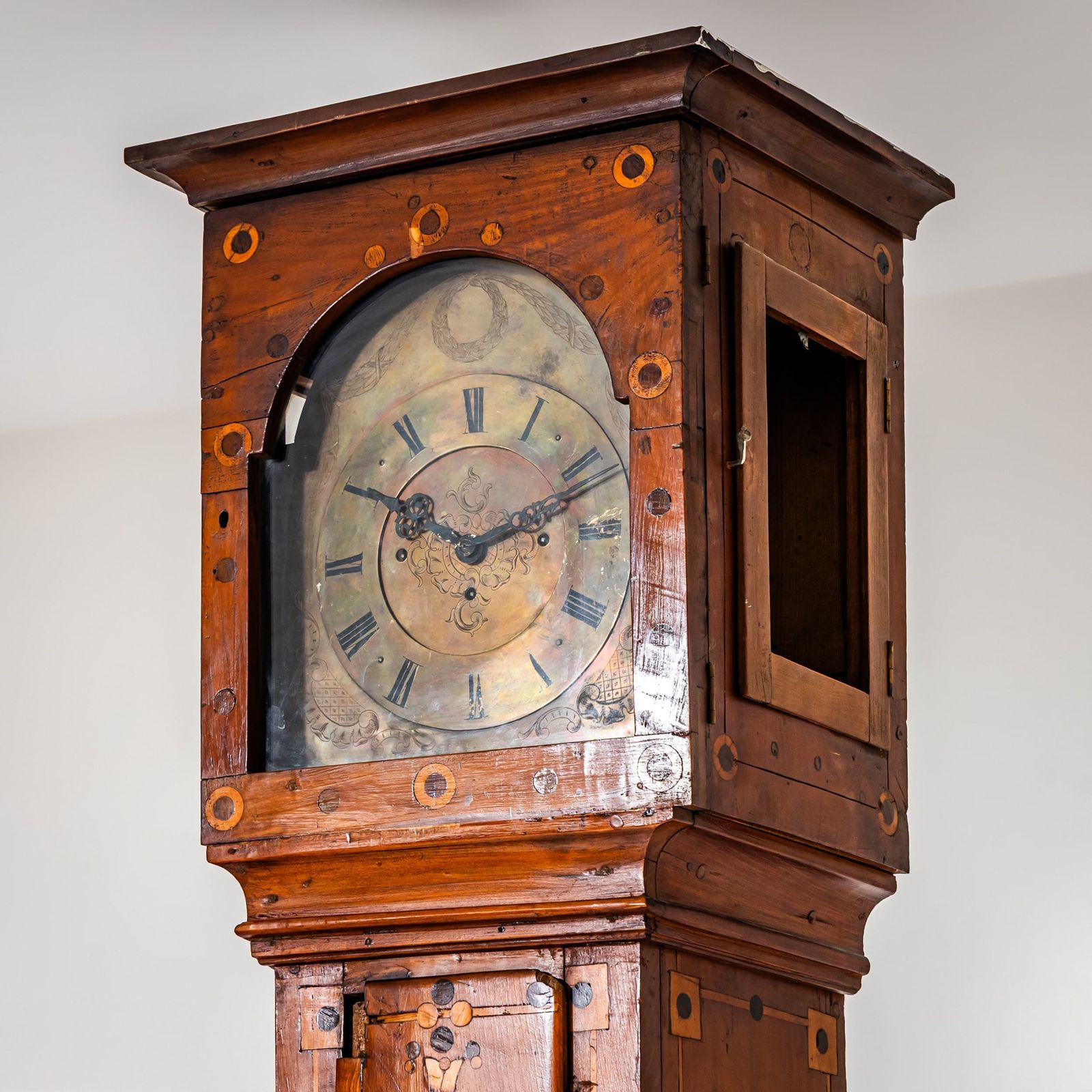 Inlaid Grandfather Clock, 18th Century photo 2400.0