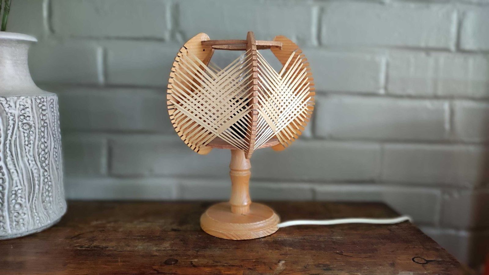 Vintage Portuguese Table Lamp In Wood And Braided Cane, 1960s photo Lighting