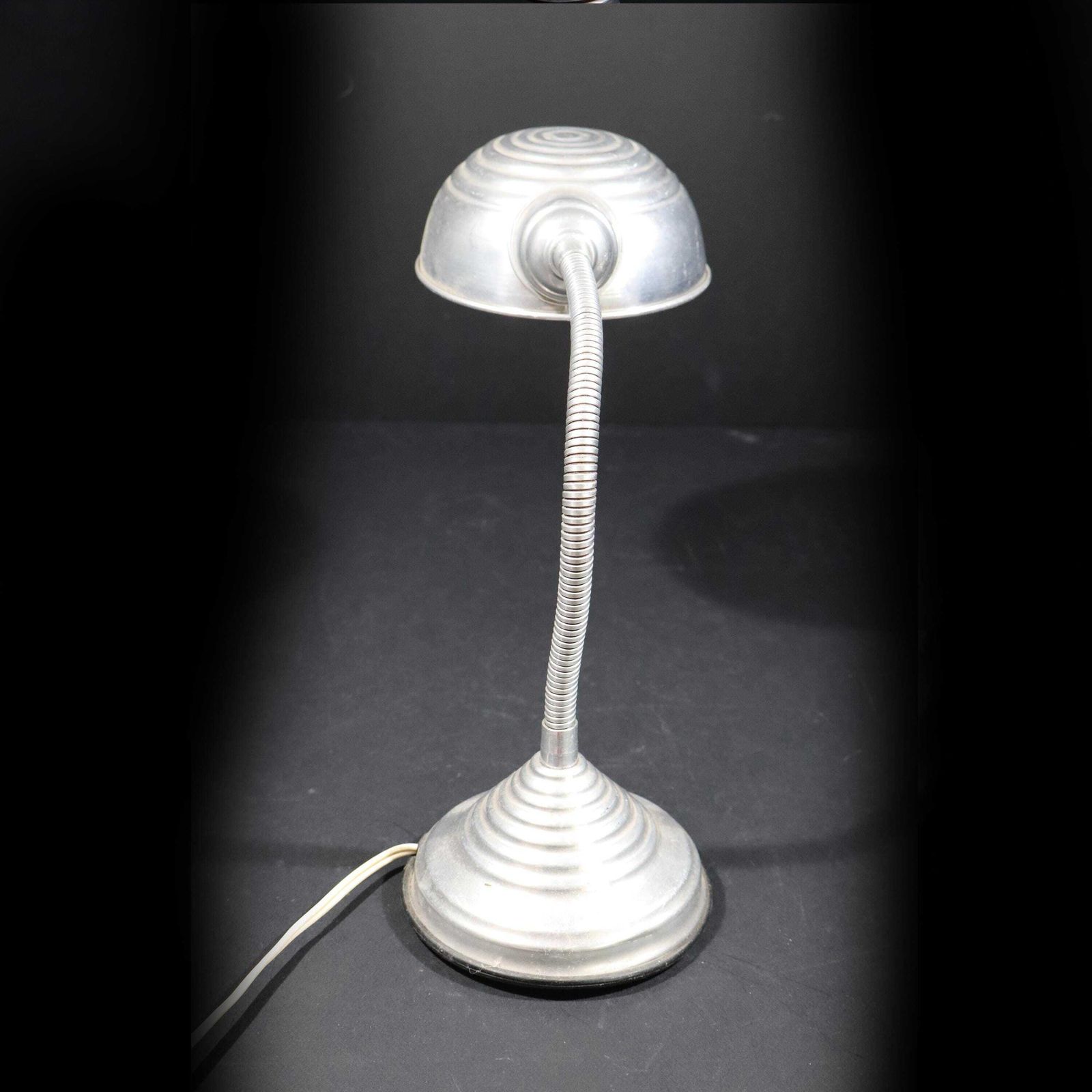 photo buy Lampe de bureau vintage industrielle à col de cygne Flexo