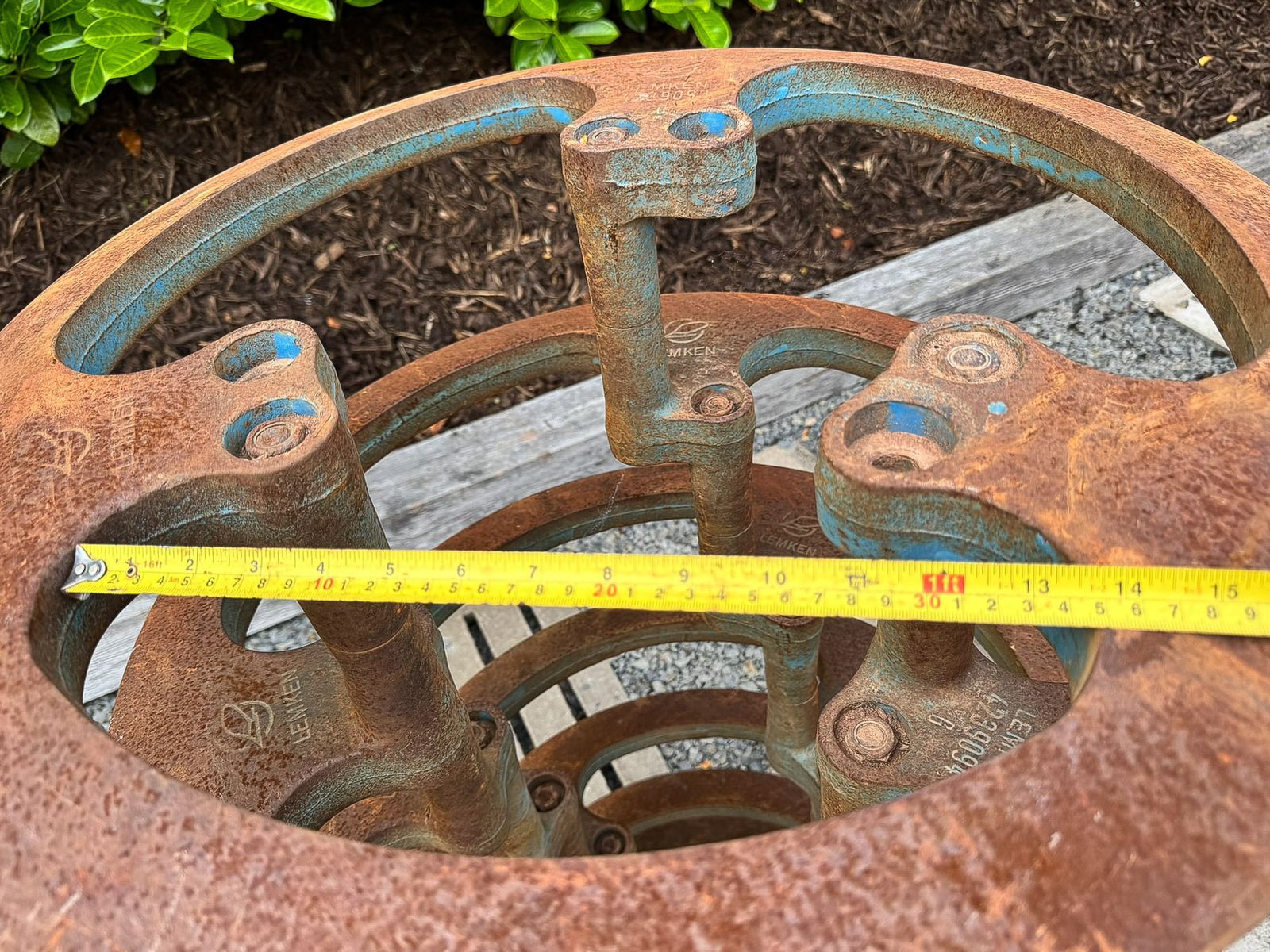 1585.0 Pair Of Large Scale Reclaimed Cast Iron Garden Ornaments Planters Or Water Feature Elements photo