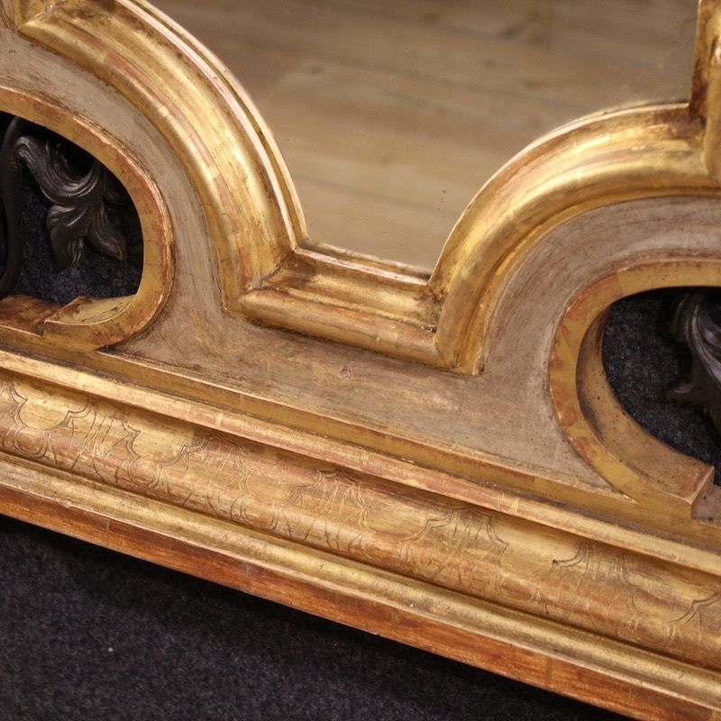 photo for sale Miroir italien laqué et doré, XIXe siècle