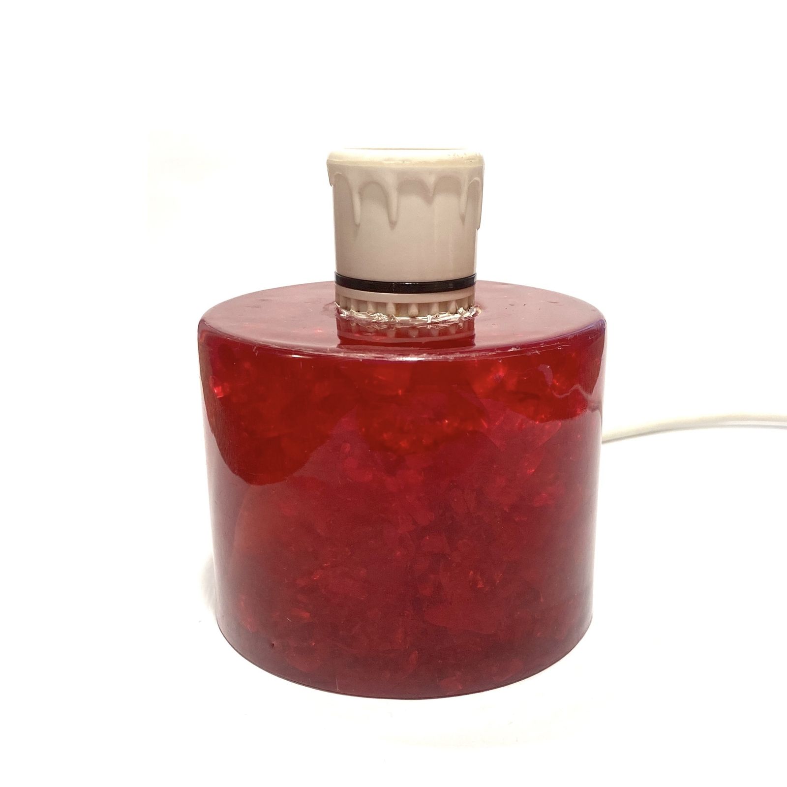 Shattaline tafellamp in rood met grote gedraaide glasvezellampenkap photo 140.0