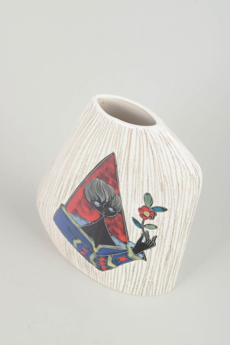 Vase en céramique italienne avec motif émaillé de figure stylisée, années 1960/70 photo furniture