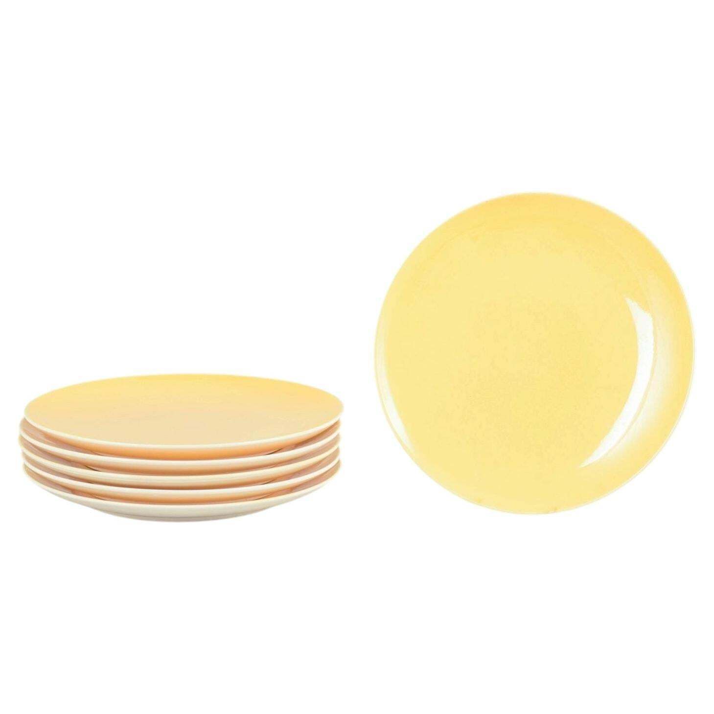 Aluminia. Ensemble de six assiettes plates « Susanne ». Série « Confetti », milieu du XXe siècle.