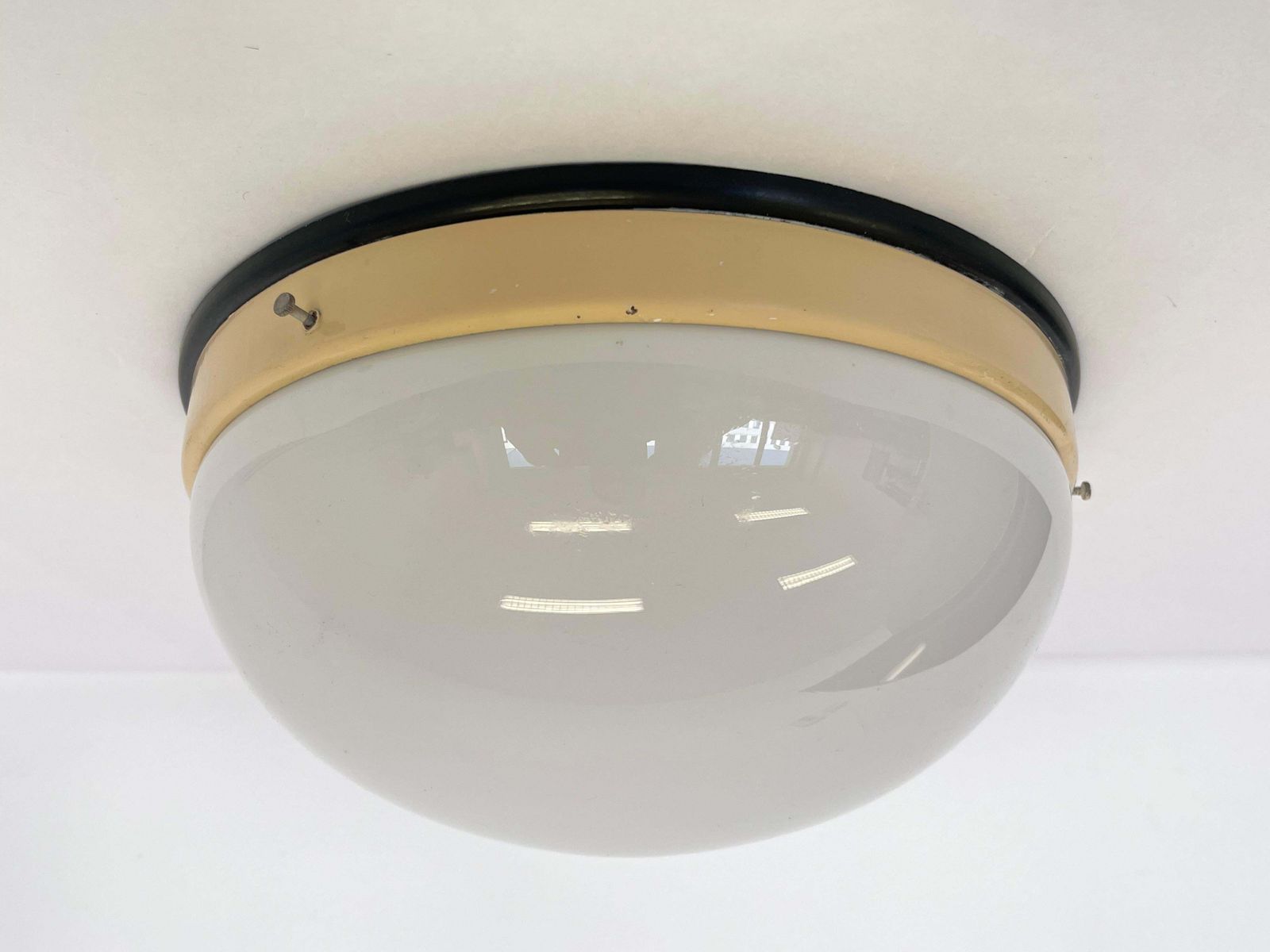 Bakeliet Bauhaus Plafondlamp of Inbouwlamp, Wandlampen   jaren 1940 photo 341.0