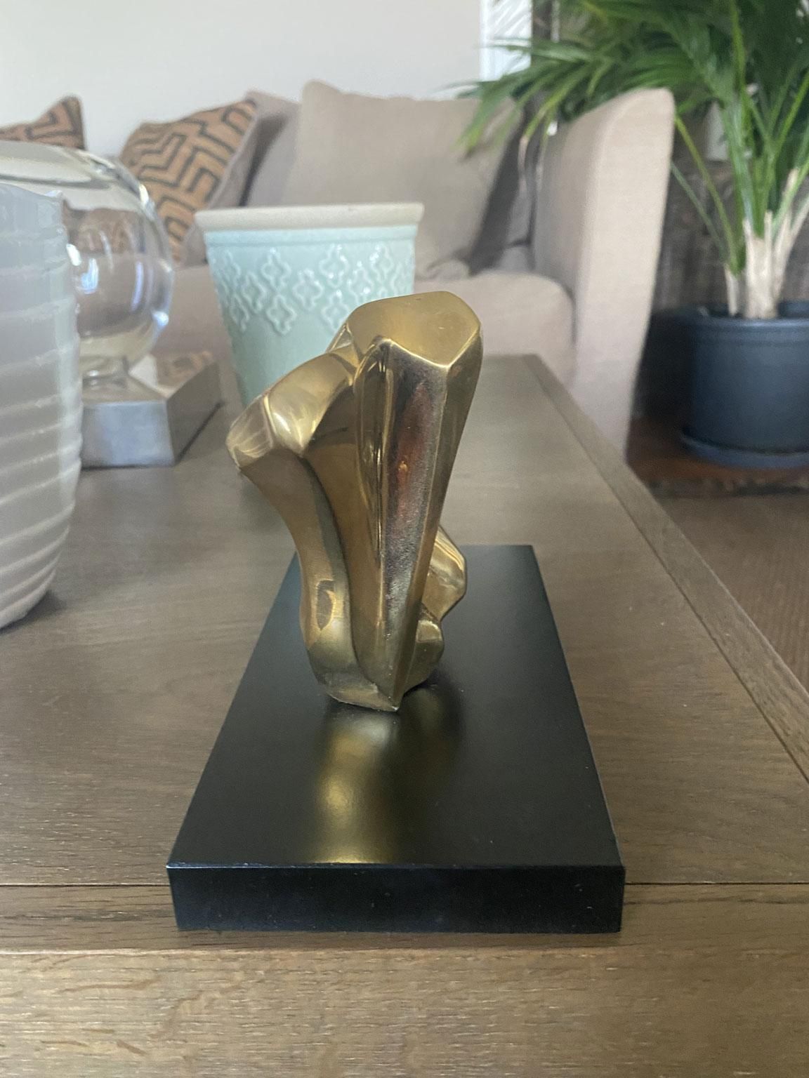 photo furniture Sculpture en bronze abstraite post-moderne, La Baigneuse, Italie, 1980