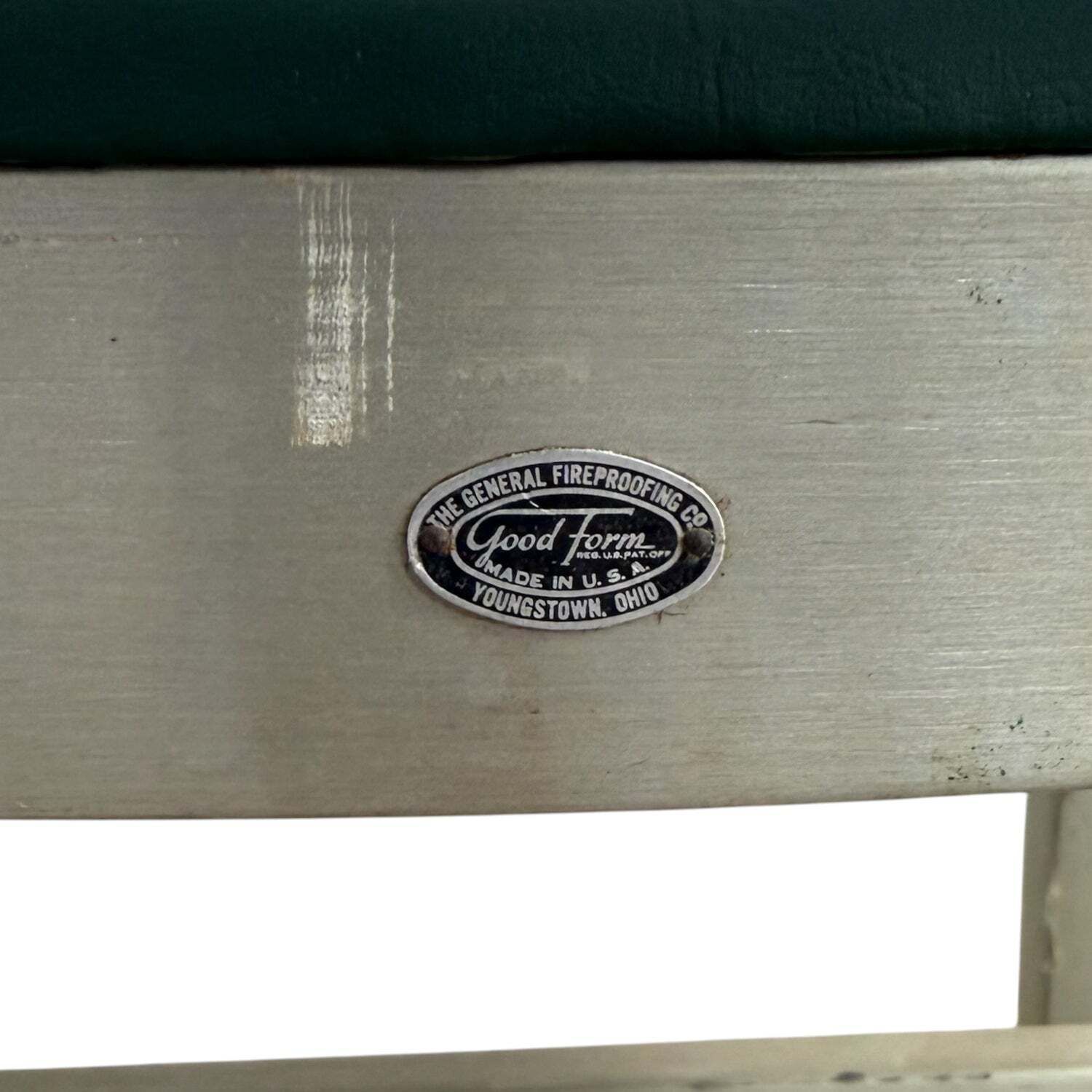 Zeldzaam paar Amerikaanse aluminium Goodform-fauteuils photo buy
