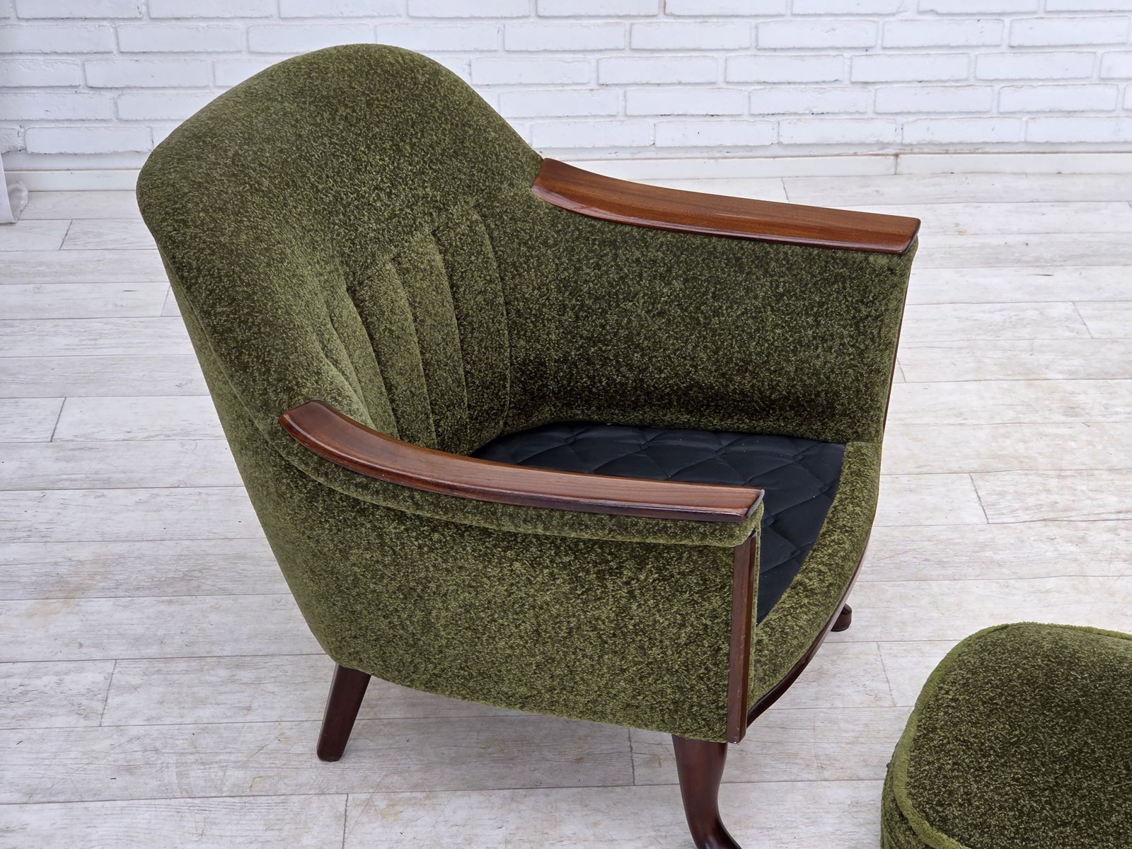 Jaren 1970, Noorse fauteuil, groen meubelstof, teakhout photo vintage