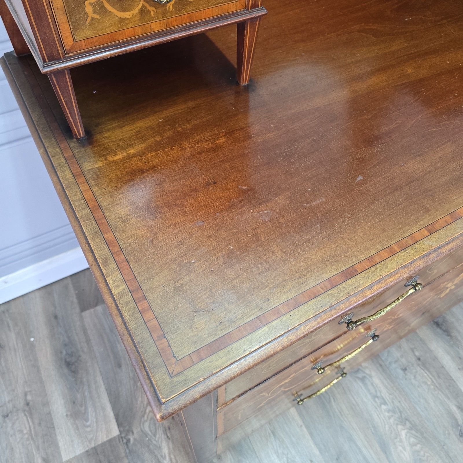 photo vintage Antique Inlaid Dressing Table Wooden Mahogany Vanity Shield Mirror Edwardian