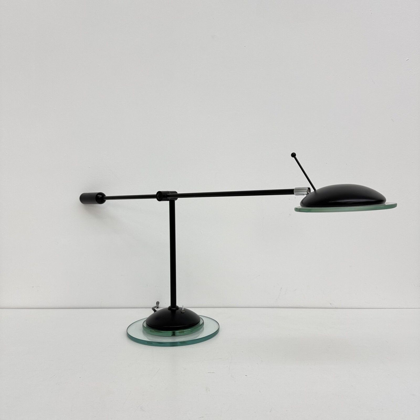 Postmodern Herda minimalistische bureaulamp, jaren 1980