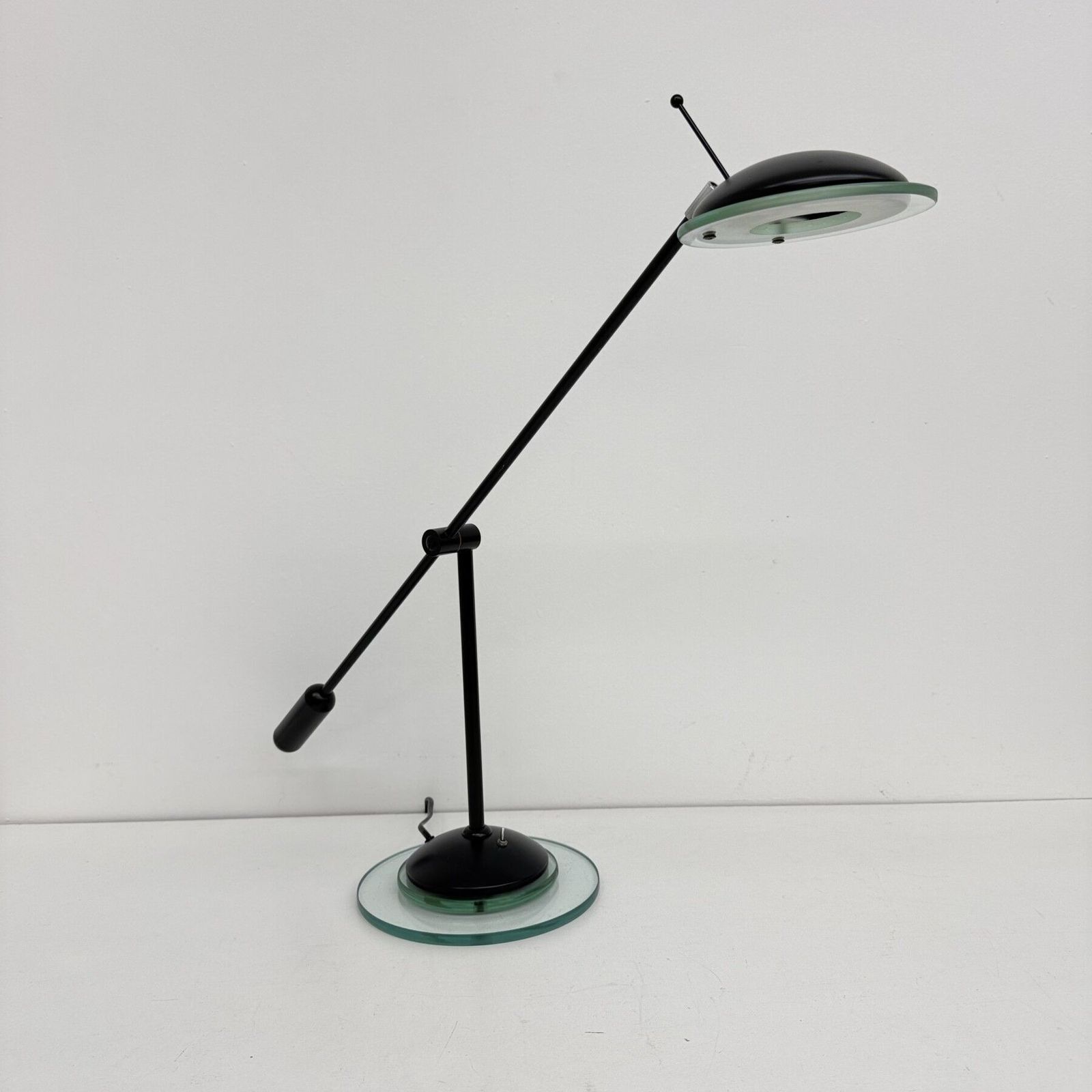 Postmodern Herda minimalistische bureaulamp, jaren 1980 photo vintage