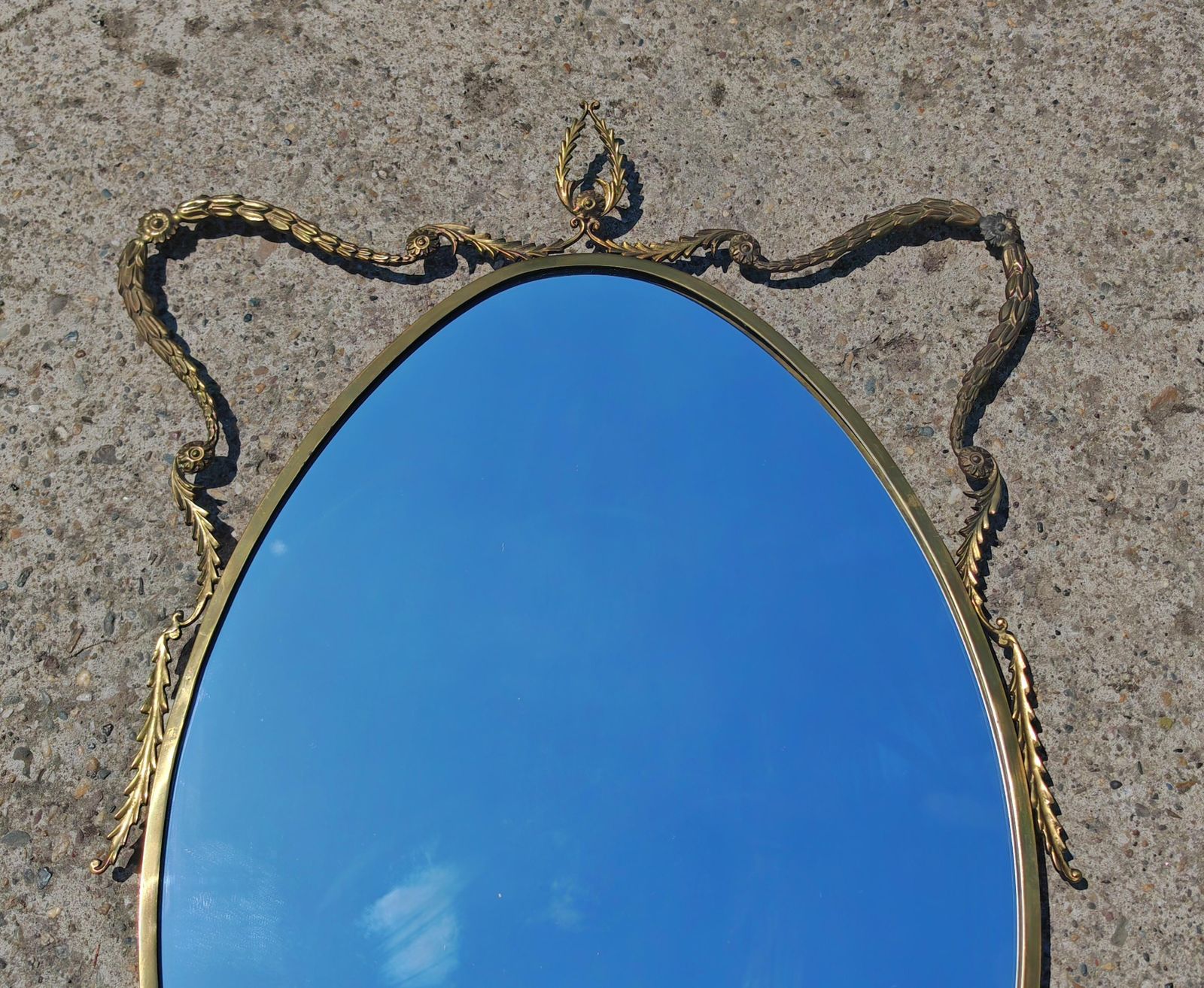 photo furniture Lavish Hollywood Regency Mirror In Brass, Italy 1940s