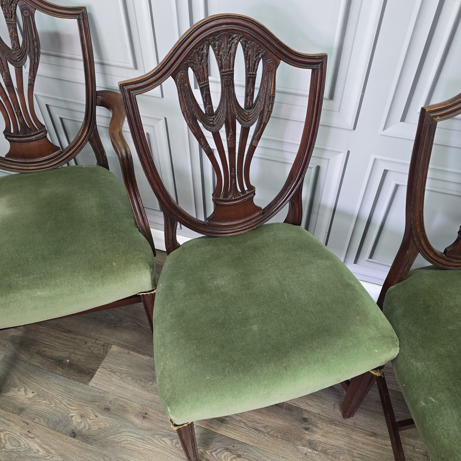 photo furniture Antique Dining Chairs Set Of 6 Hepplewhite Style Mahogany Shield Back Seats