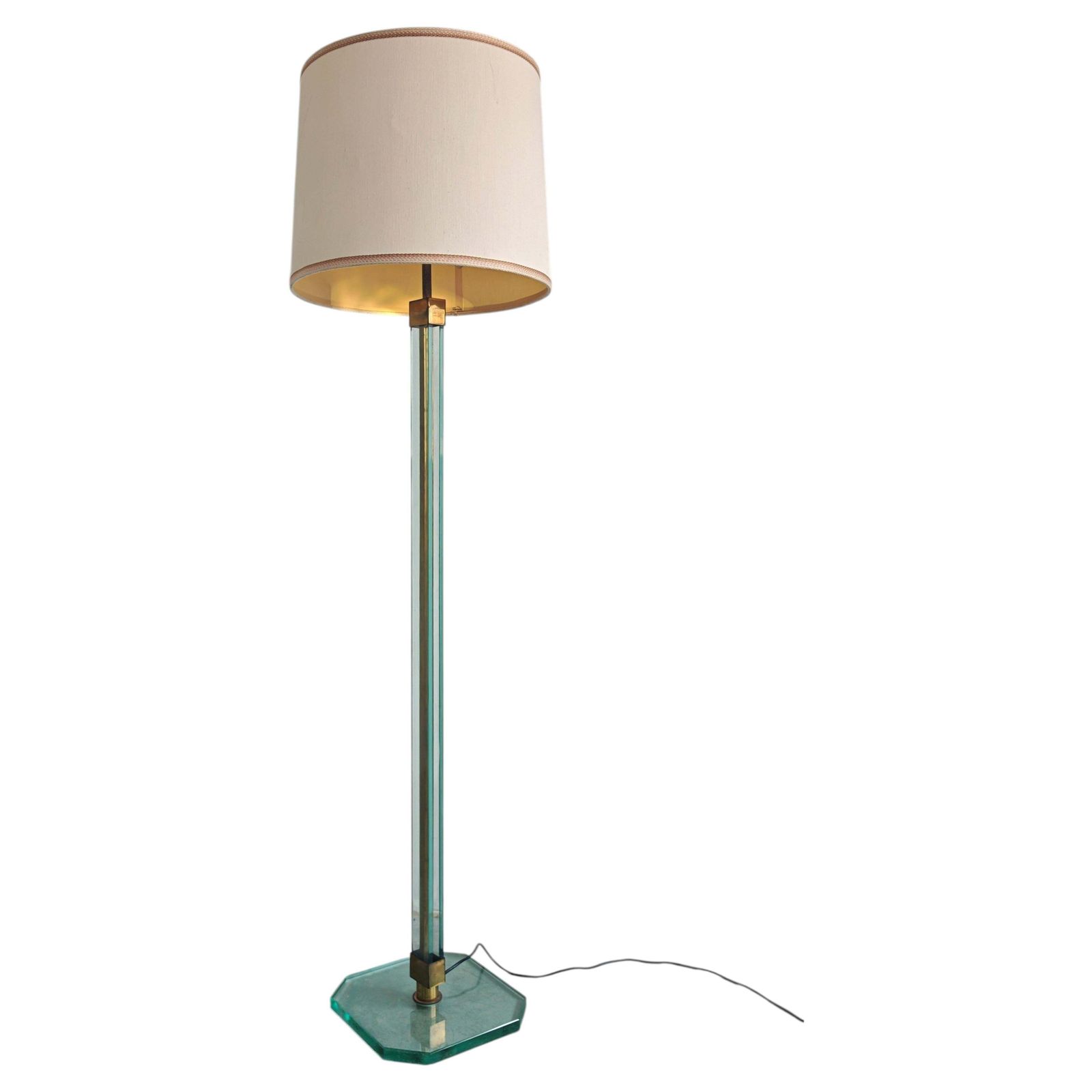 Mid-Century Modern Vloerlamp in Glas en Messing, toegeschreven aan Fontana Arte
