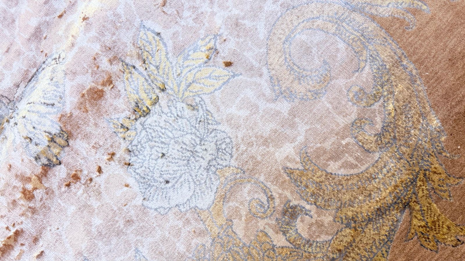 photo for sale Modern tapijt, handgeweven zijden vloerkleed, beige bruin, abstract bloemmotief in ivoor