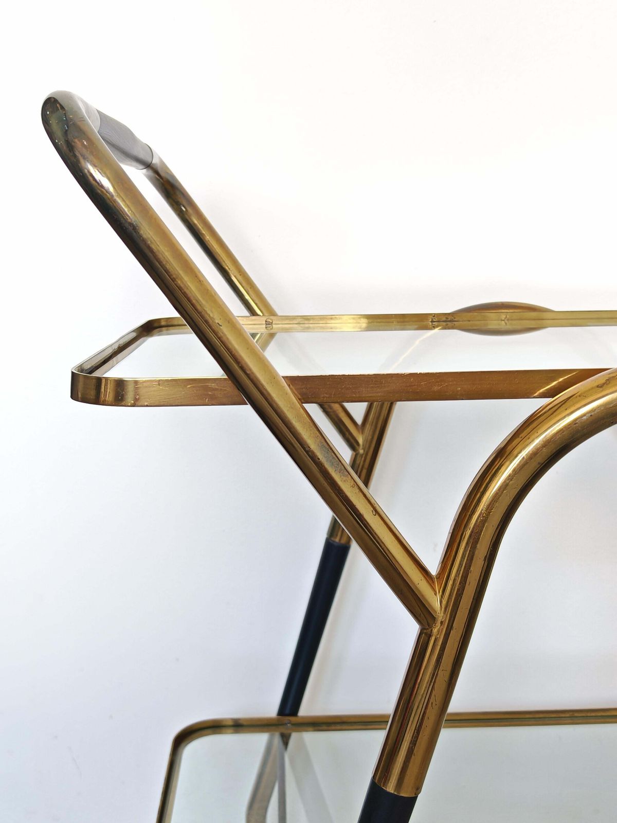 Mid-Century Modern serveerwagen, Cesare Lacca, messing en geëboniseerd hout, Italië photo furniture