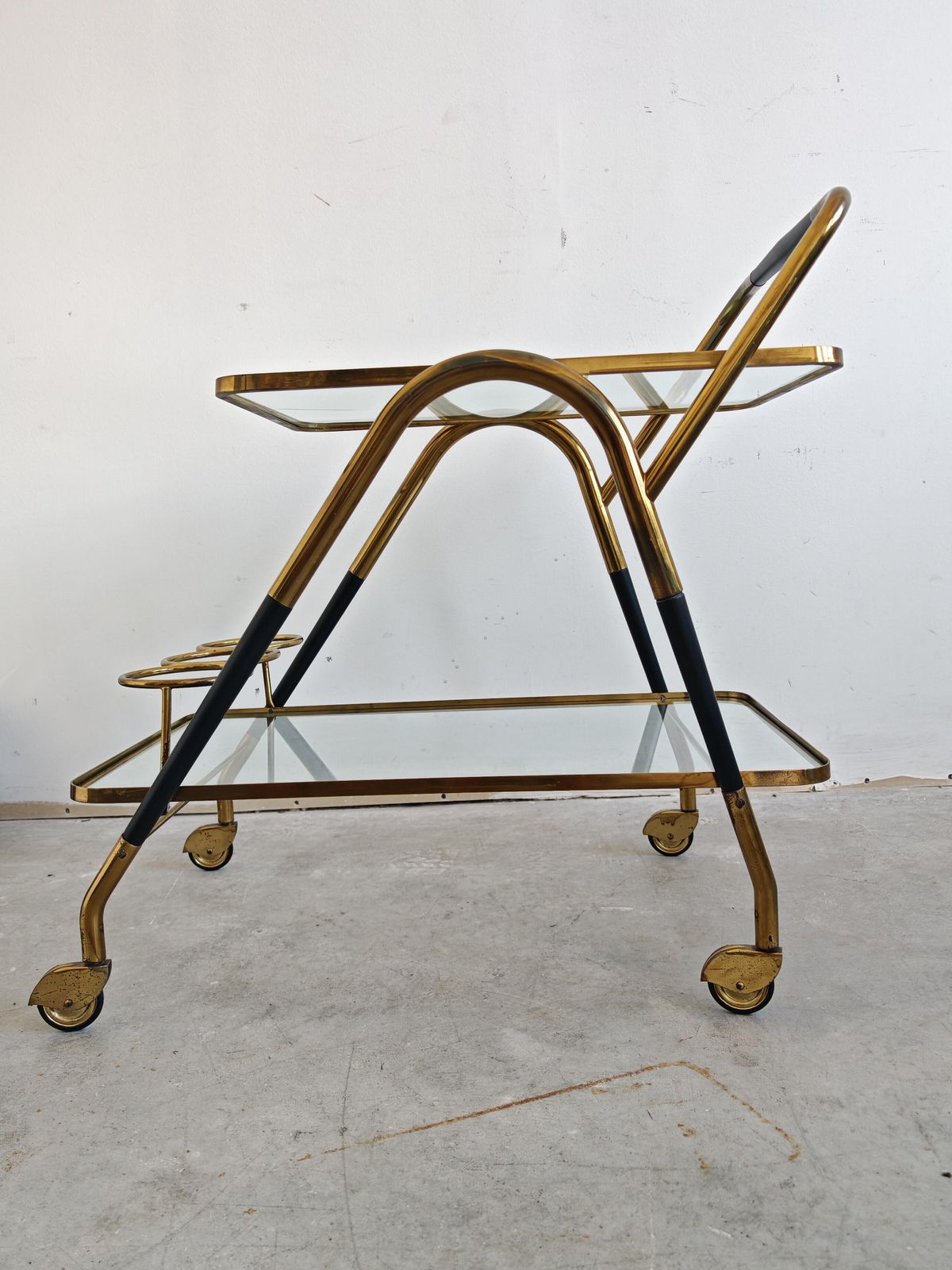 Mid-Century Modern serveerwagen, Cesare Lacca, messing en geëboniseerd hout, Italië photo 2087.0