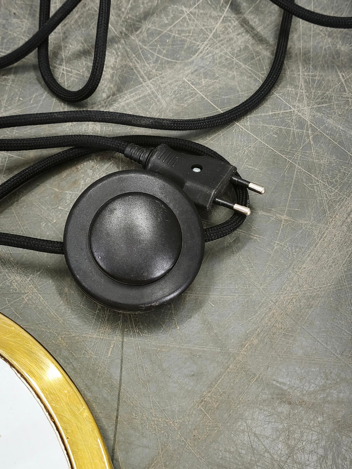 Duitse Mid-Century vloerlamp met bolkap, jaren 1960 photo vinterior