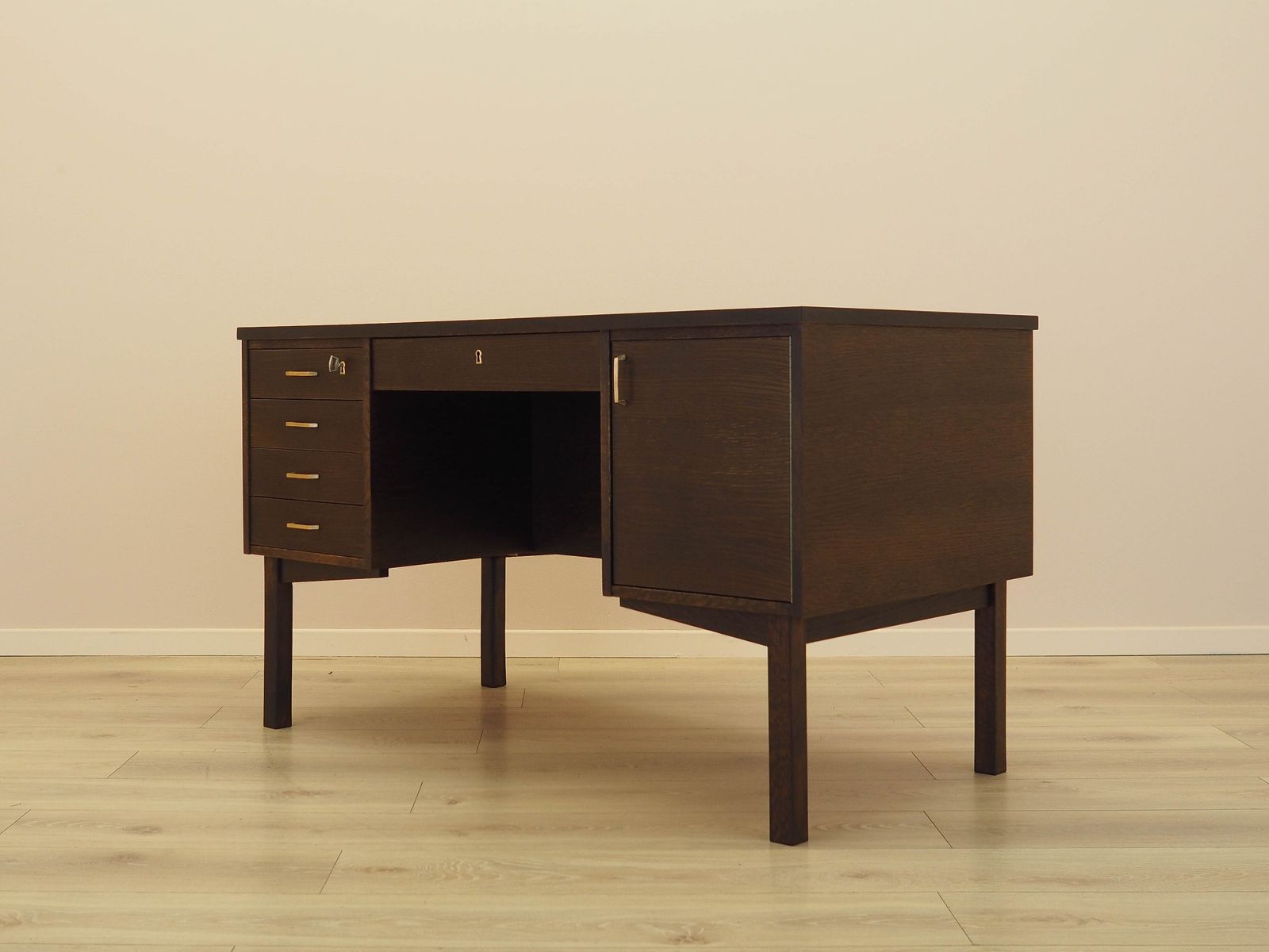 Eiken bureau, Deens design, jaren 1970, gemaakt in Denemarken photo vinterior