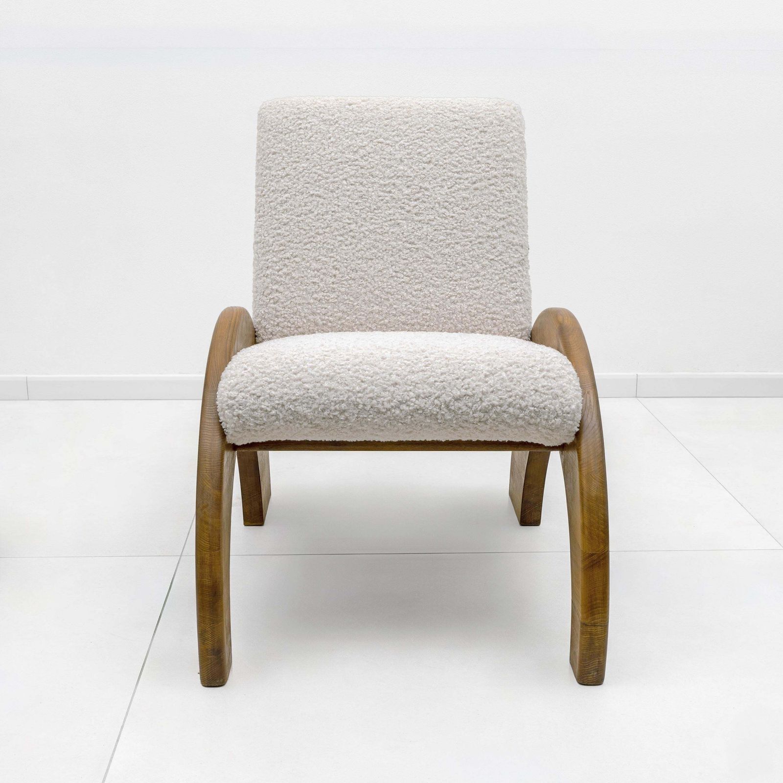 Lounge Chair en Ottoman Set in Gebogen Hout en Ivoor Bouclé photo vintage