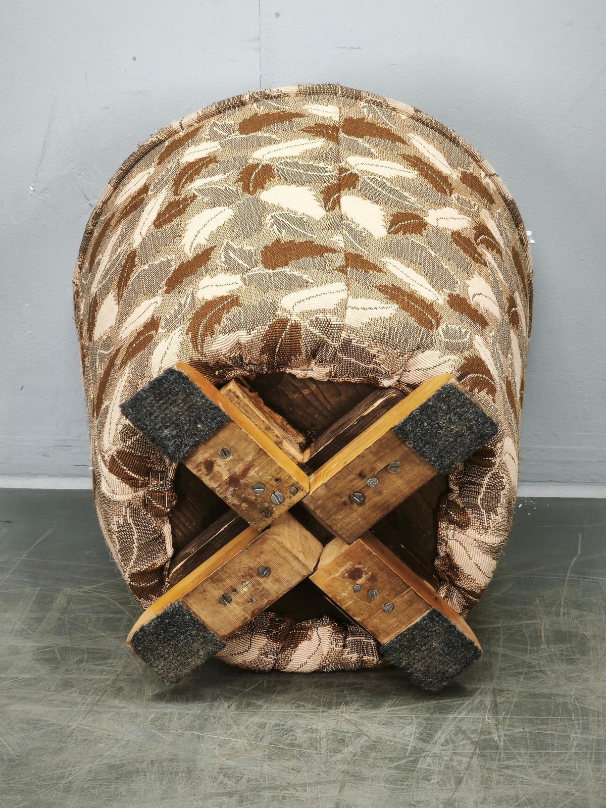 Tsjechoslowaaks Art Deco poef/tabouret met ronde zitting, jaren 1930 photo furniture