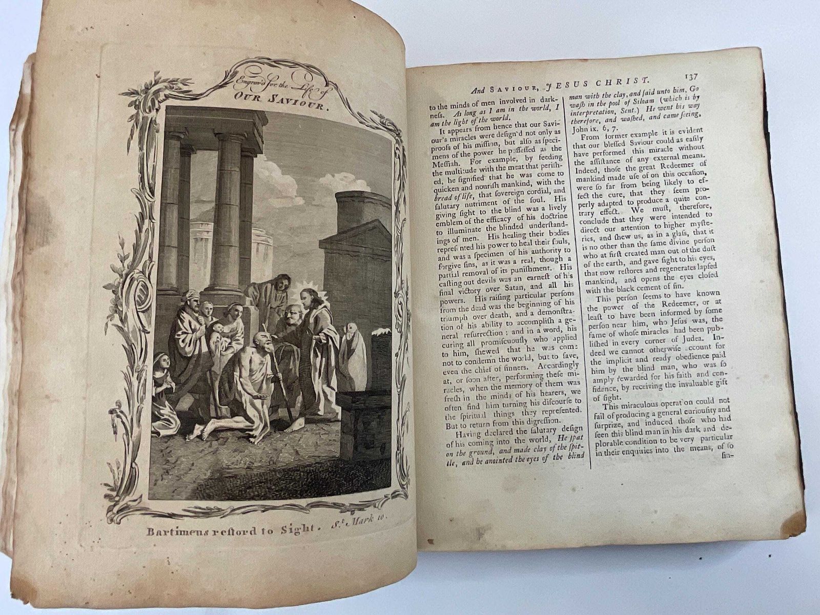 photo furniture Antiek boek The Life Of Our Blessed Lord And Saviour, Jesus Christ door Rev. John Fleetwood, editie 1767.