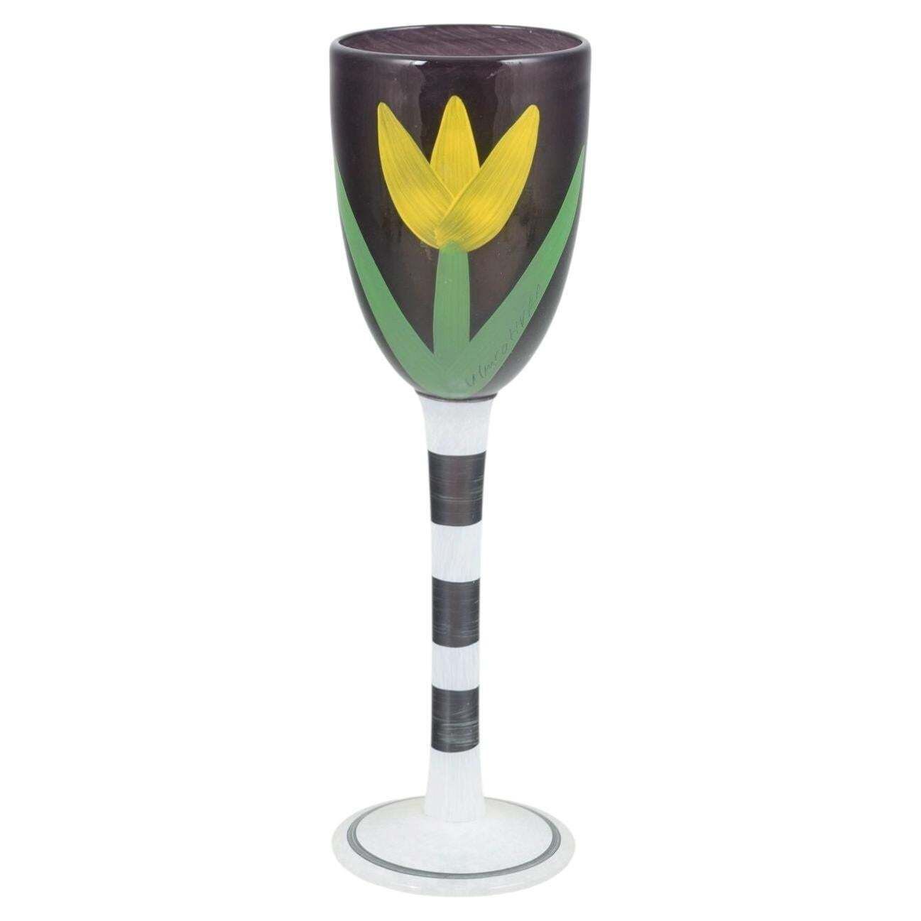 Verre à vin Ulrica Hydman Vallien pour Kosta Boda, motif floral, années 1990