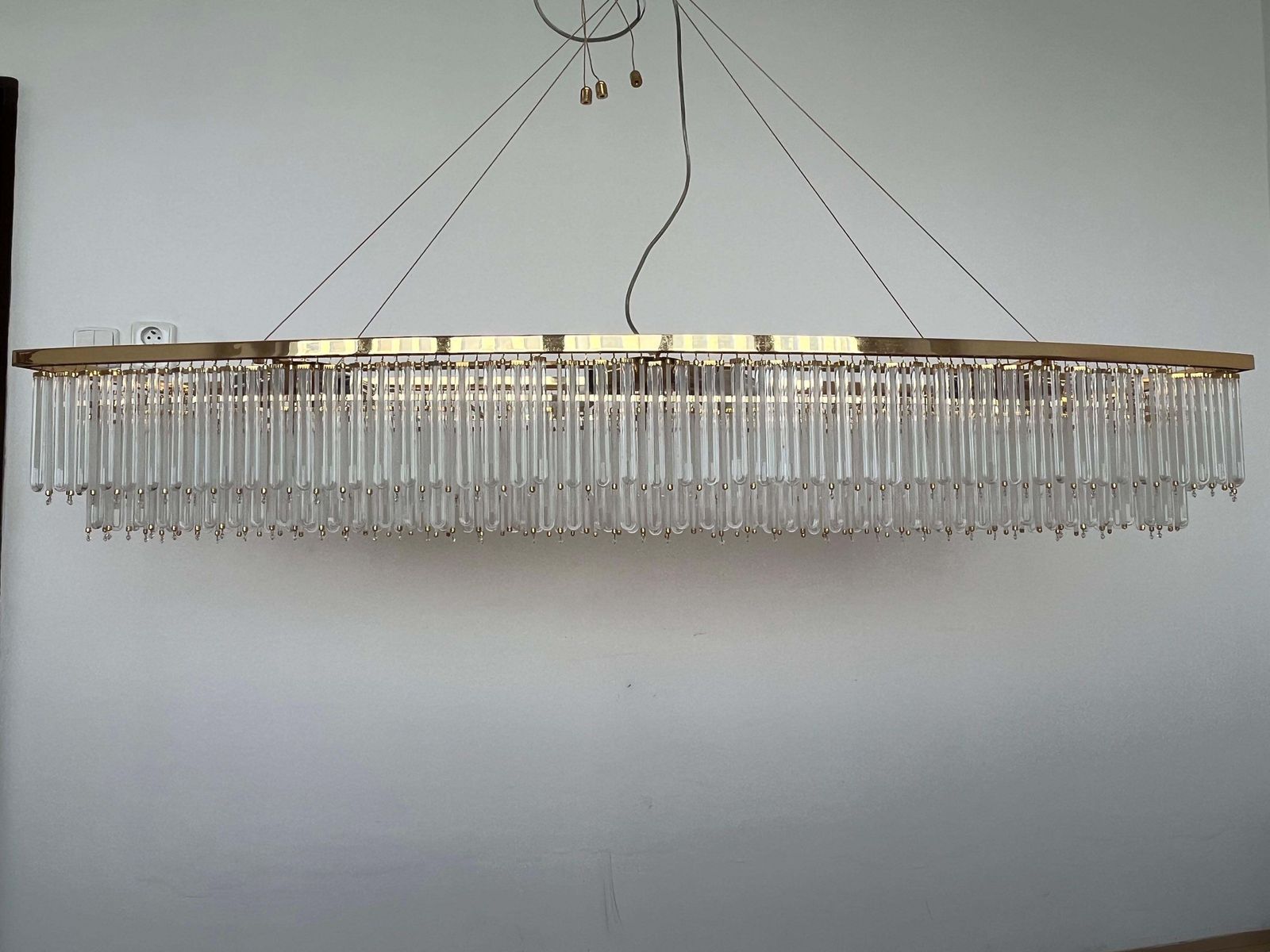 photo furniture Groot handgemaakt XXL glazen en messing Oostenrijkse kroonluchter — jaren 1980