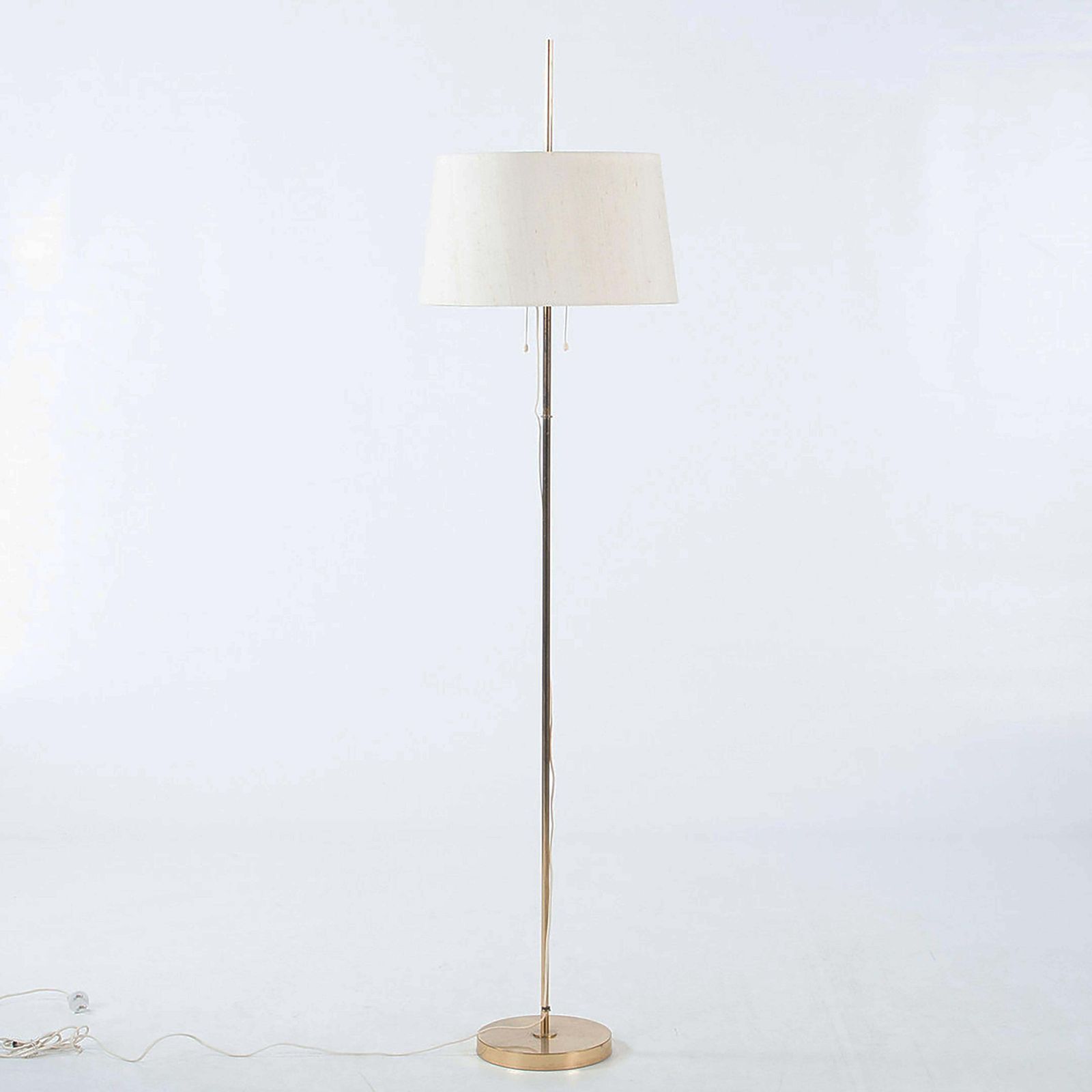 Hans Agne Jakobsson G 89, Floor Lamp With A Silk Shade photo Lighting