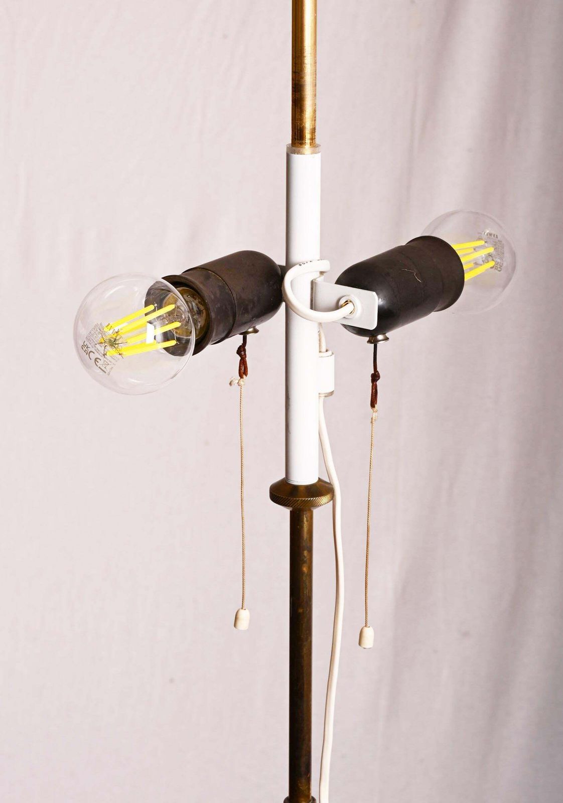 photo vintage Hans Agne Jakobsson G 89, Vloerlamp met Zijden Kap