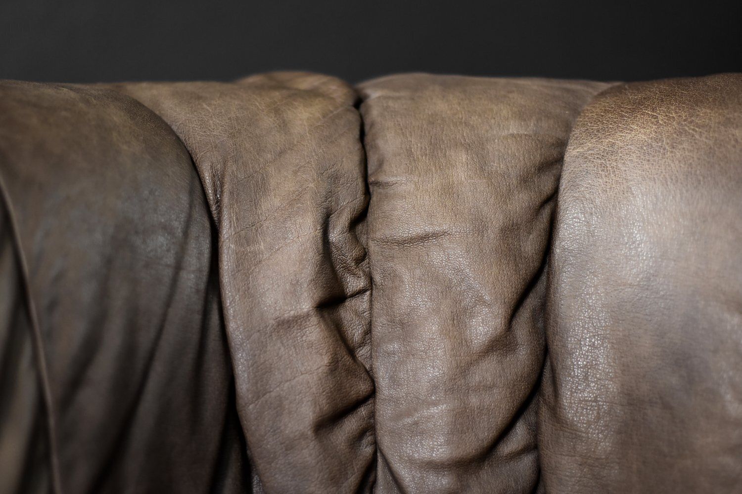 photo vintage Vintage Mid Century Modern Brutalist German Brown Leather 2 Seater Sofa, 1970s