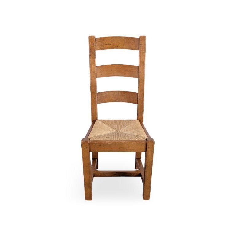 Ensemble de 4 chaises en chêne de style campagne française, années 1950, assise en jonc tressé photo furniture