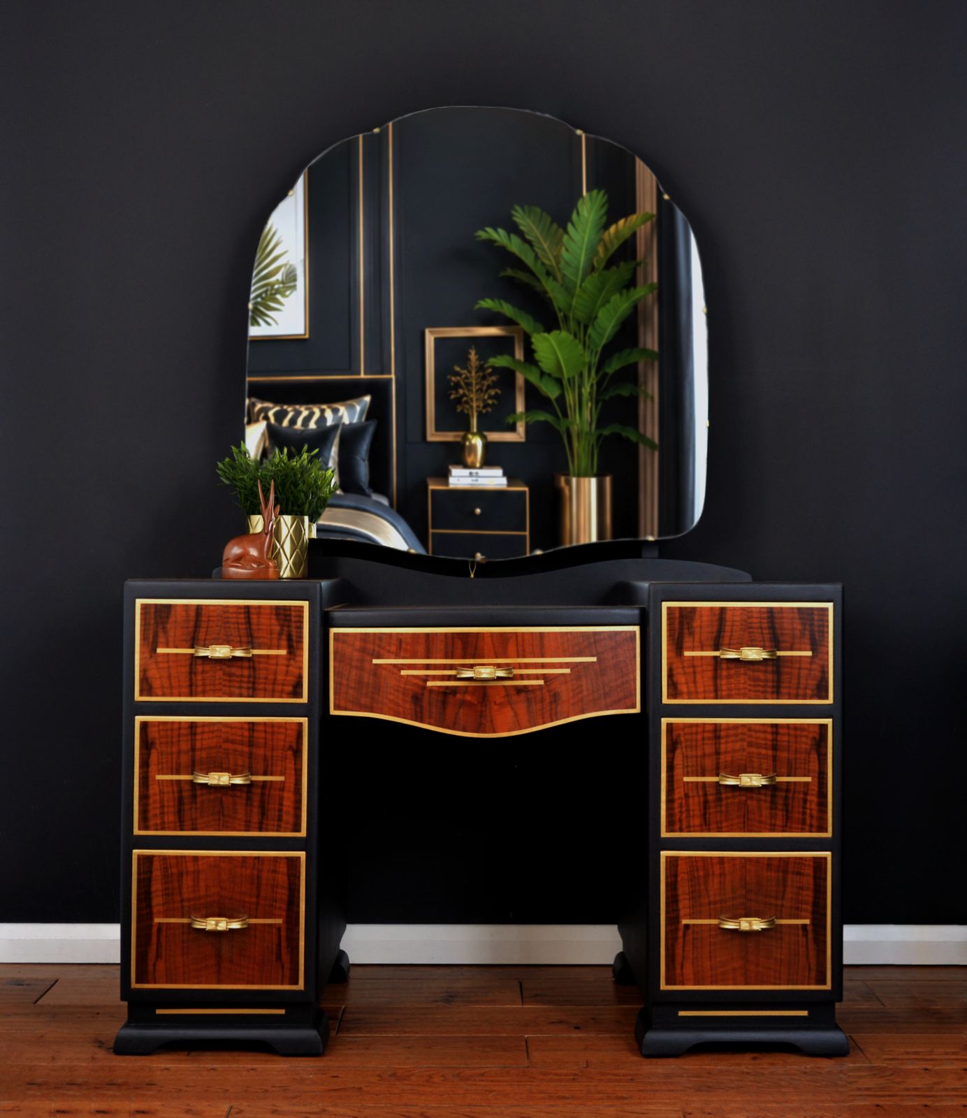 Art Deco Walnut Burr Dressing Table In Black And Gold.