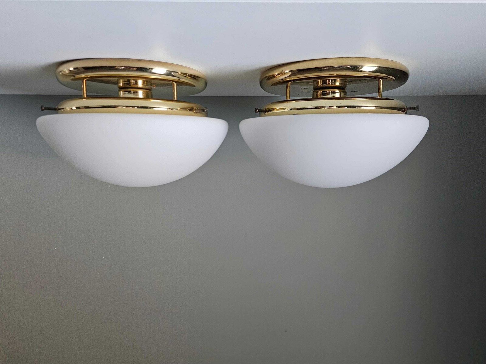 1 van 5 / Vintage Paddenstoellamp, Mid-Century Modern Messing Plafondlamp photo furniture