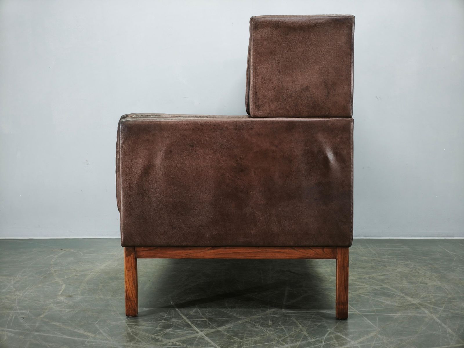photo furniture Jk 922 Wagon Leather Sofa By Jørgen Kastholm, Denmark, 1960s