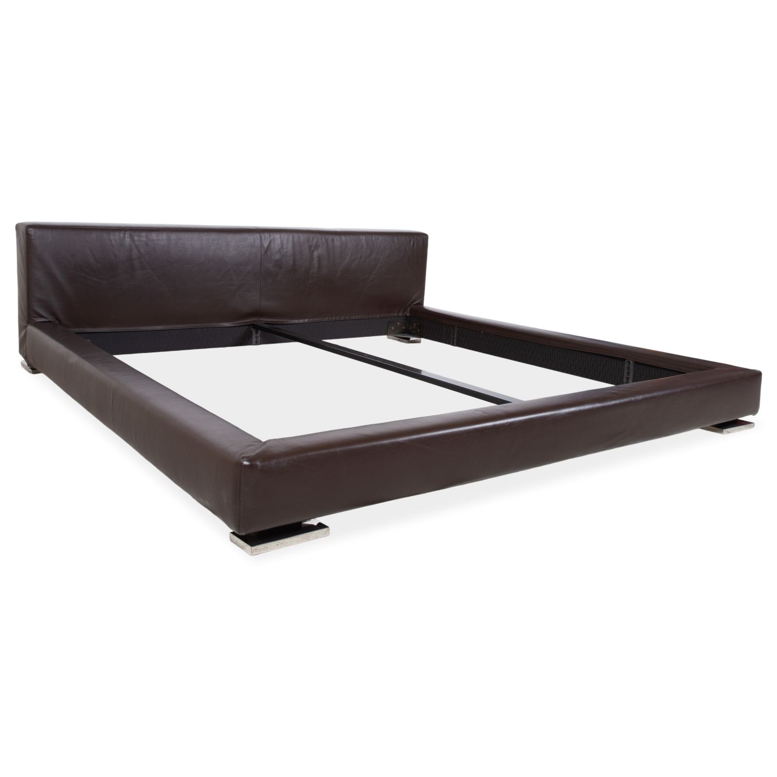 Minotti Moore Leather Bed Brown Bedroom