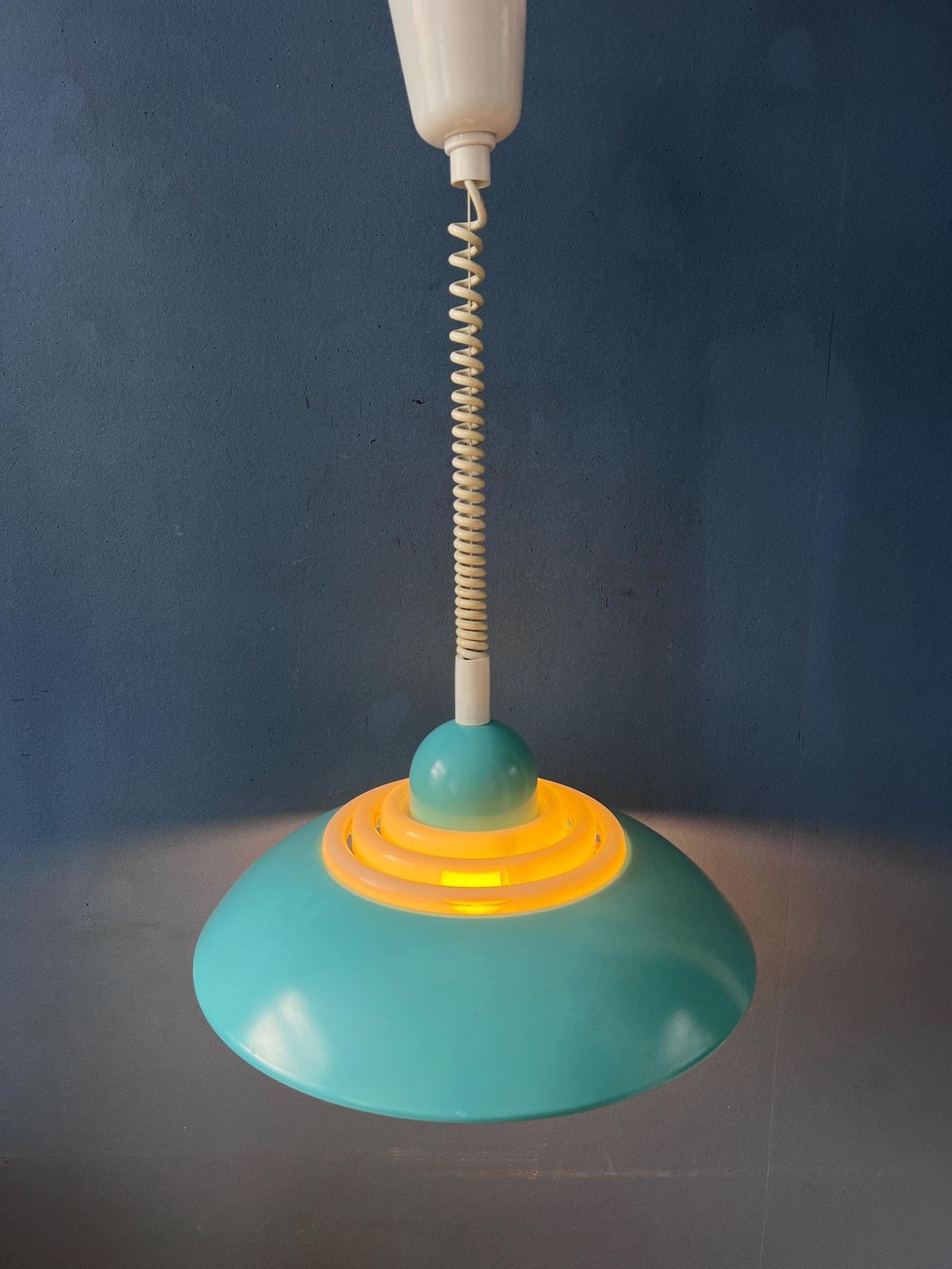 Blauwe UFO Space Age Hanglamp van Knud Christensen photo furniture