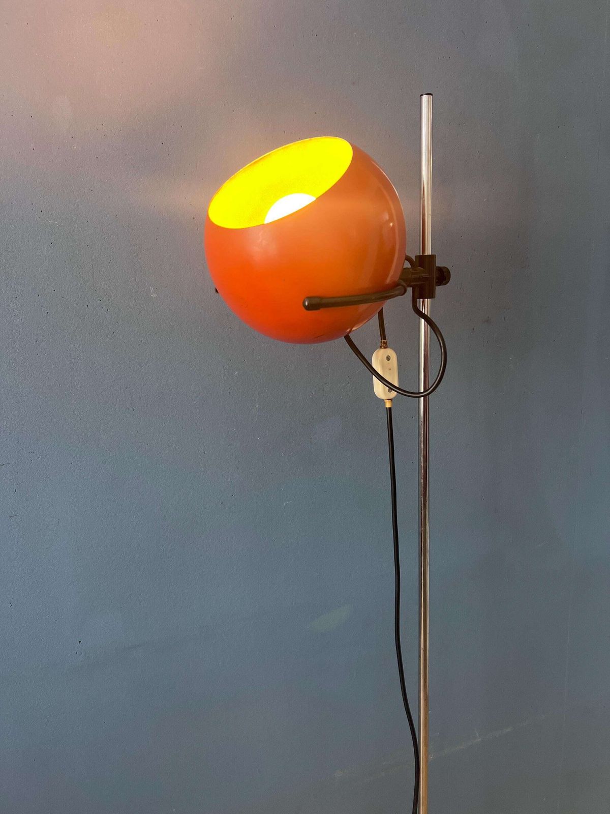 Mid Century Orange Eyeball Floor Lamp photo 468.0