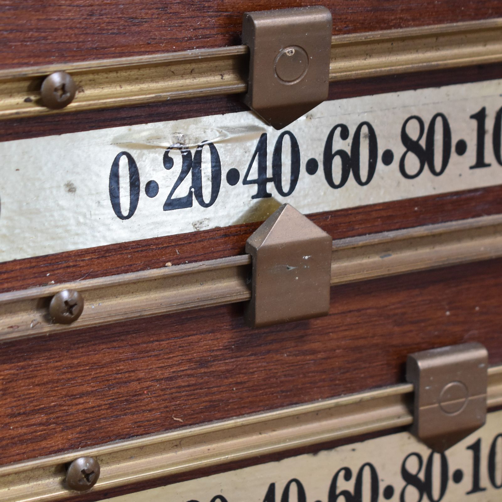 Antique 1900s Mahogany Brass Sliders Four Player Billiards Snooker Scoreboard photo vinterior
