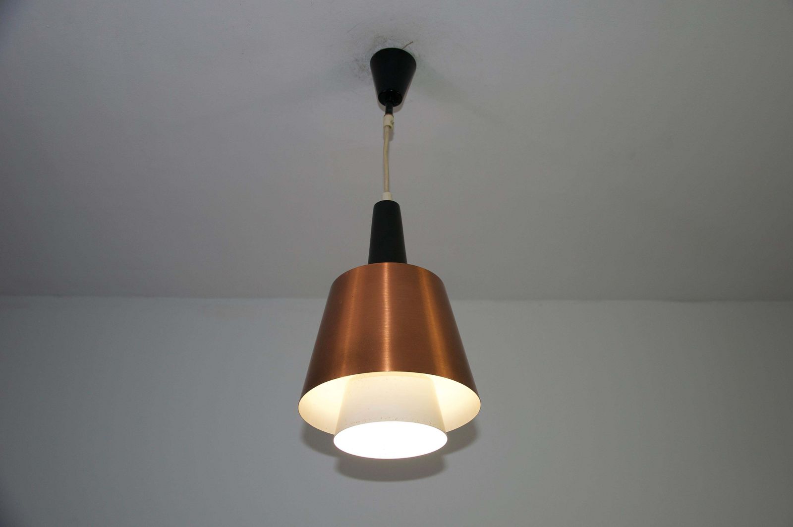 Deense koperen hanglamp, jaren 1960 photo 486.0