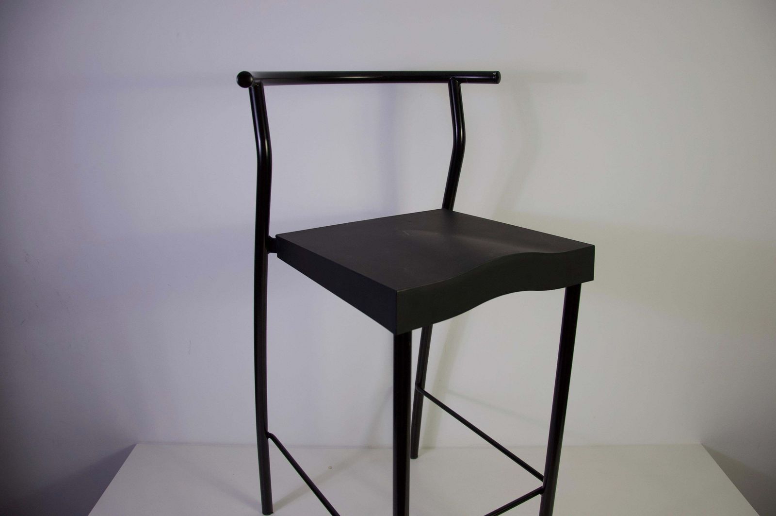 Set van 3 zwarte barkrukken van Philippe Starck voor Kartell, jaren 1980, Italië photo vintage