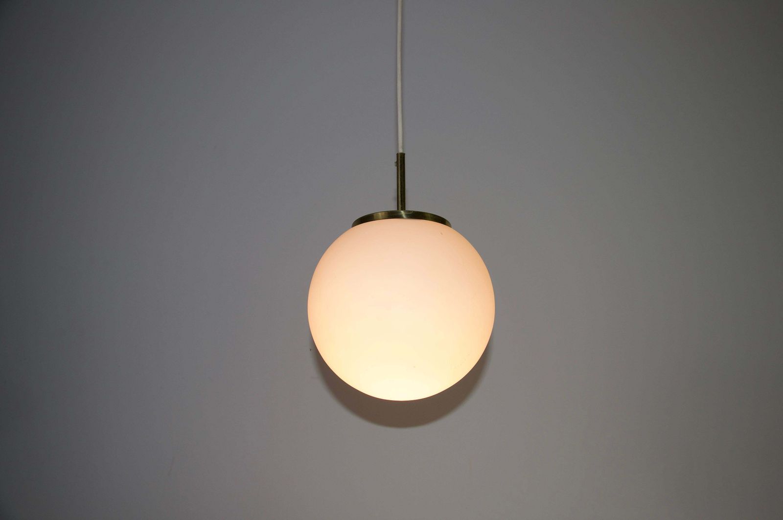Opal Hanglamp van Doria, jaren 1970, Duitsland photo vinterior