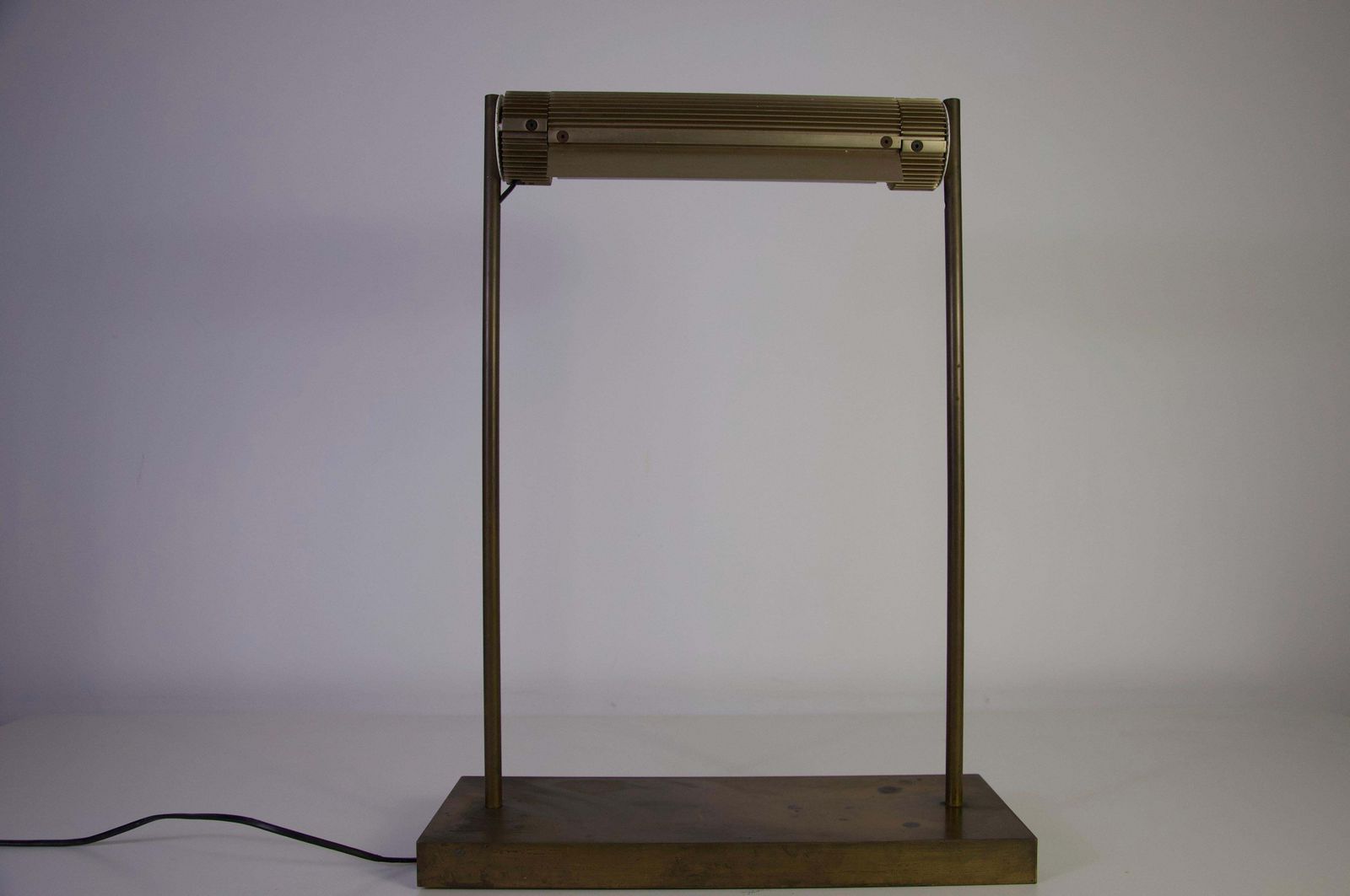 Zeer zwaar mid-century modern messing tafellamp, jaren 1960, Duitsland photo Verlichting