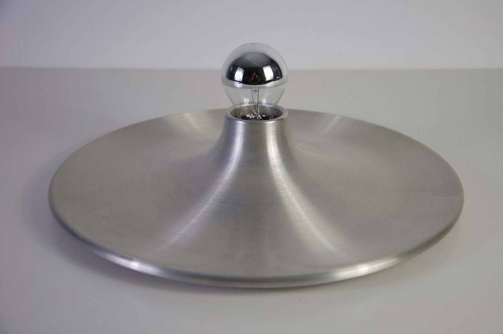 Chromen schijfvormige wandlamp of plafondlamp, Italië, ca. jaren 1960 photo 607.0