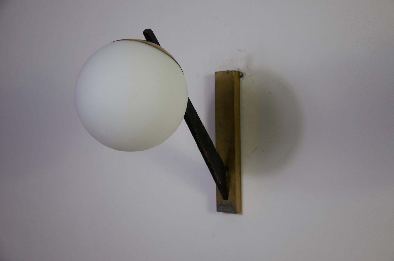 Mid Century Brass And Opaline Wall Lamps By Stilnovo, Italy, 1960s photo 2065.0