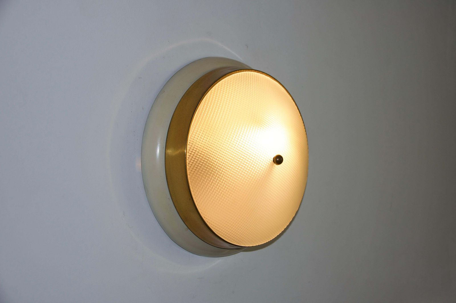 Ronde Mid-Century Plafondlamp van Stilnovo, jaren 1960, Italië photo buy