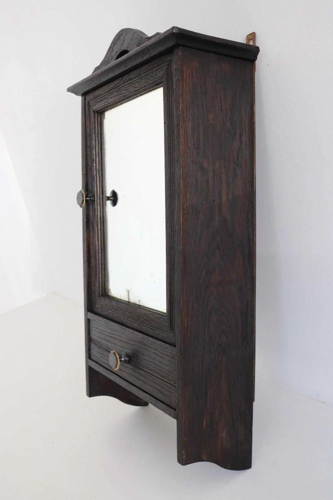 photo for sale Antiek Eikenhouten Wandkastje met Spiegel, Lade & Haken, art deco Gangkast