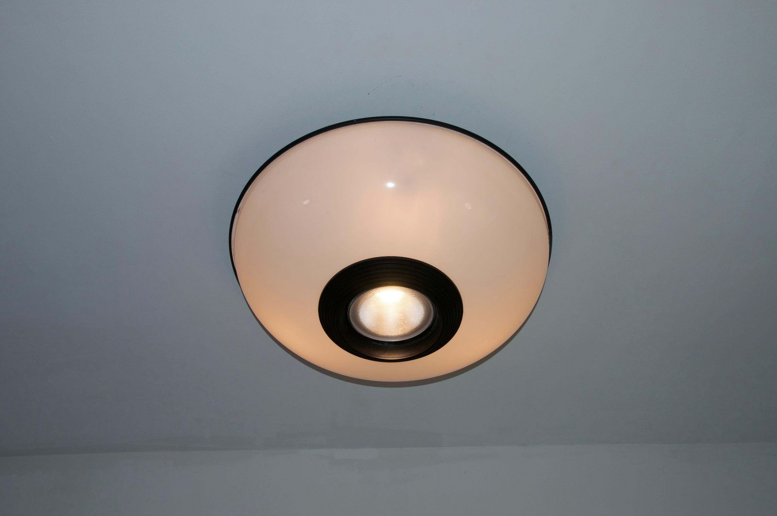 Model Combi A305 plafondlamp van Arteluce, jaren 1970 photo furniture