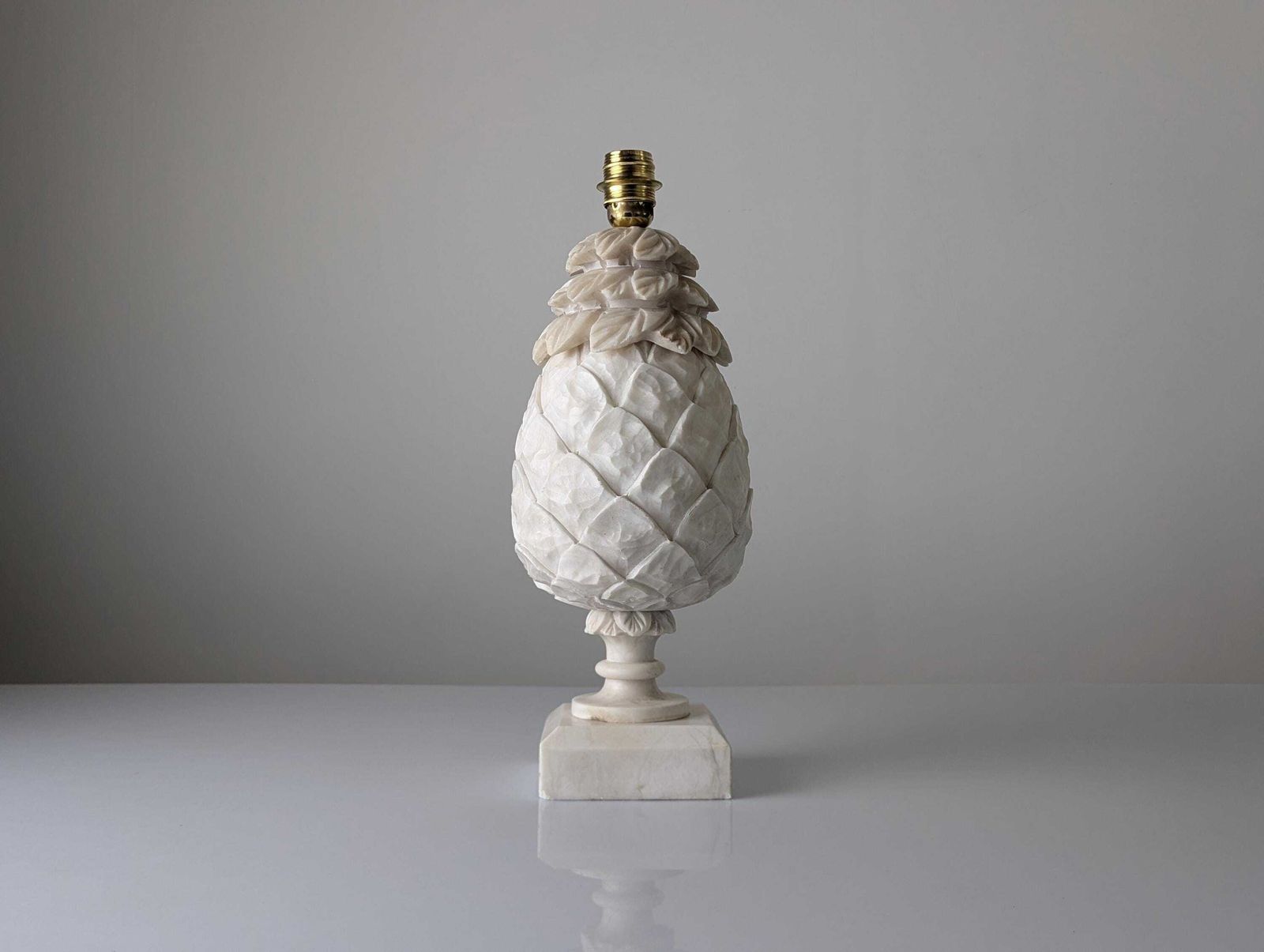 Pineapple Table Lamp In Hand Carved Alabaster, Art Deco, France, Paris, 1930s photo vinterior