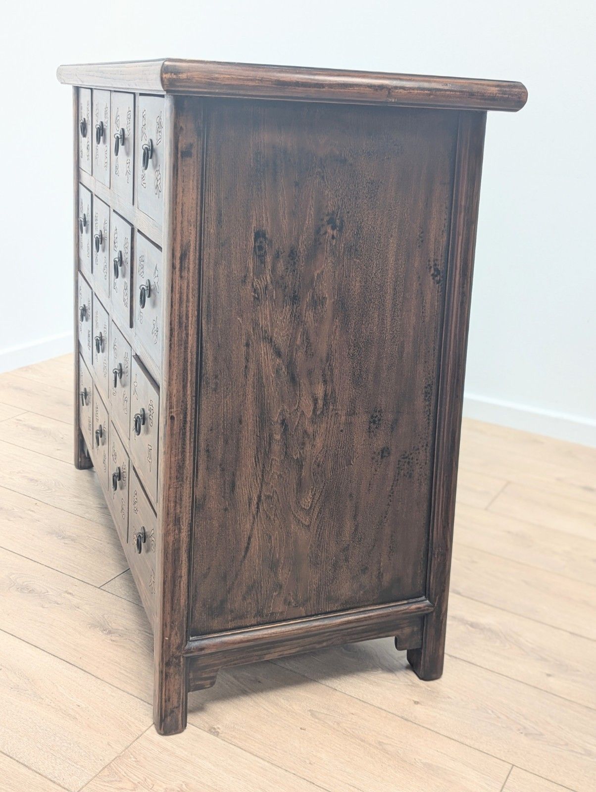 photo buy Commode chinoise sculptée à la main, 16 tiroirs, 0362